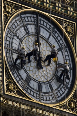 Cleaning_Big_Ben